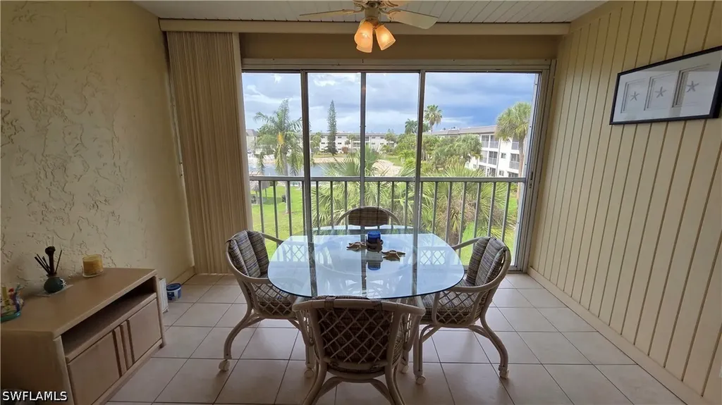 1014 Manatee Road Naples FL 34114