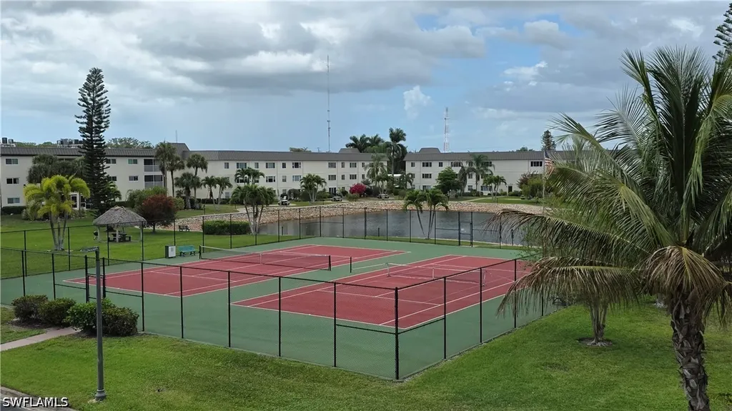 1014 Manatee Road Naples FL 34114