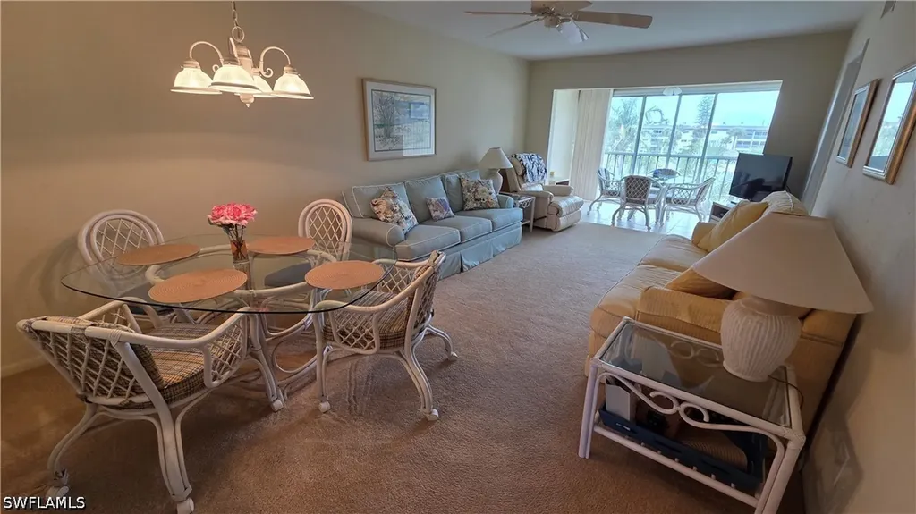 1014 Manatee Road Naples FL 34114