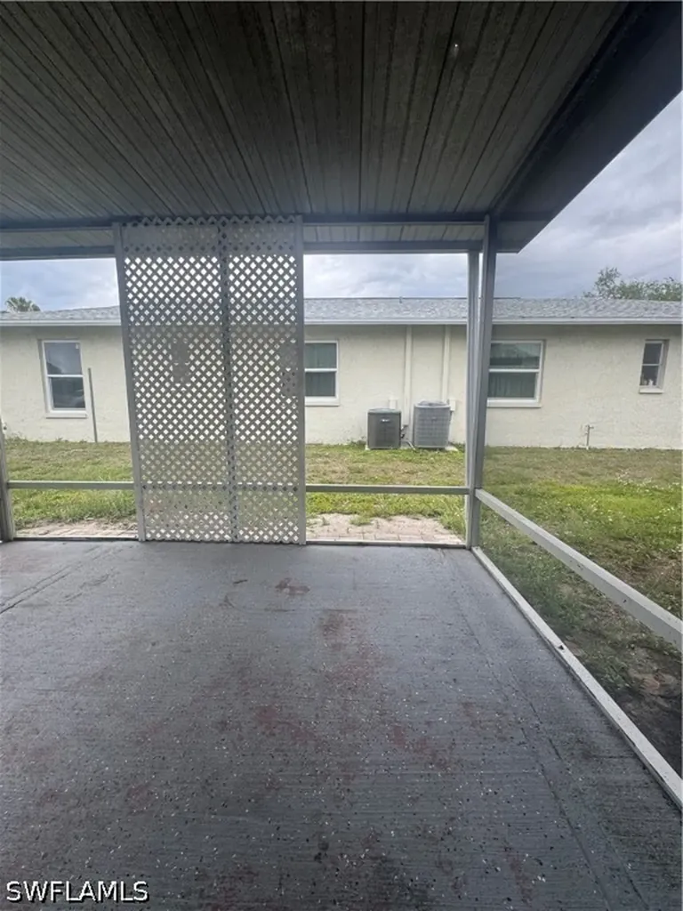 16901 Juanita Avenue Fort Myers FL 33908