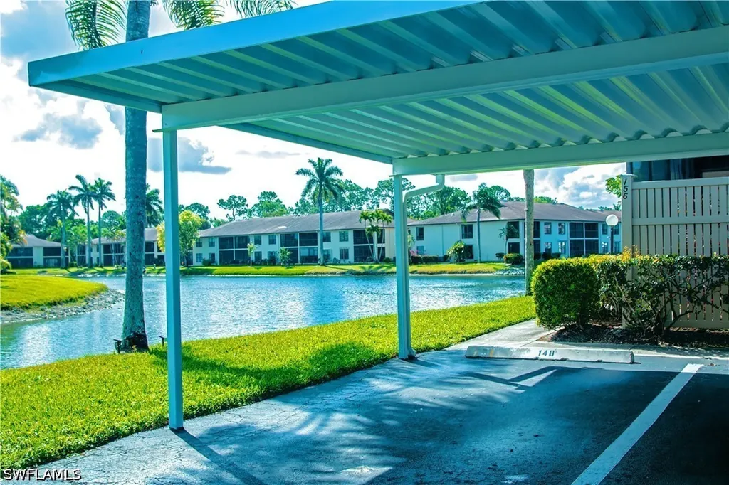 148 Lake Point Lane Naples FL 34112-7073
