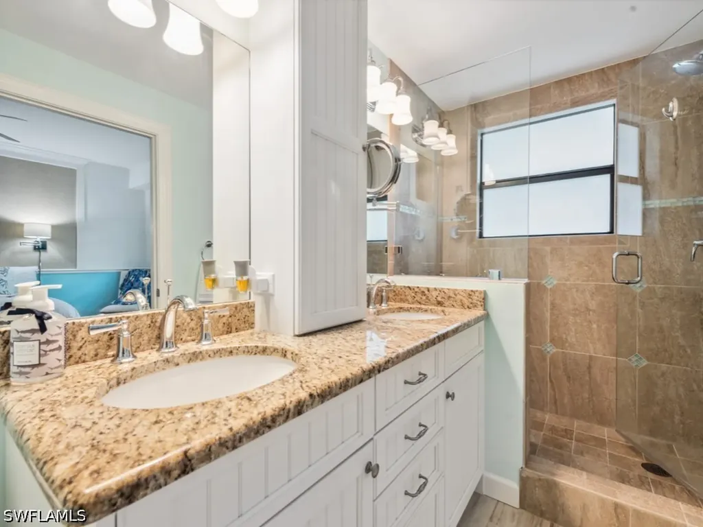 232 La Peninsula Boulevard Naples FL 34113