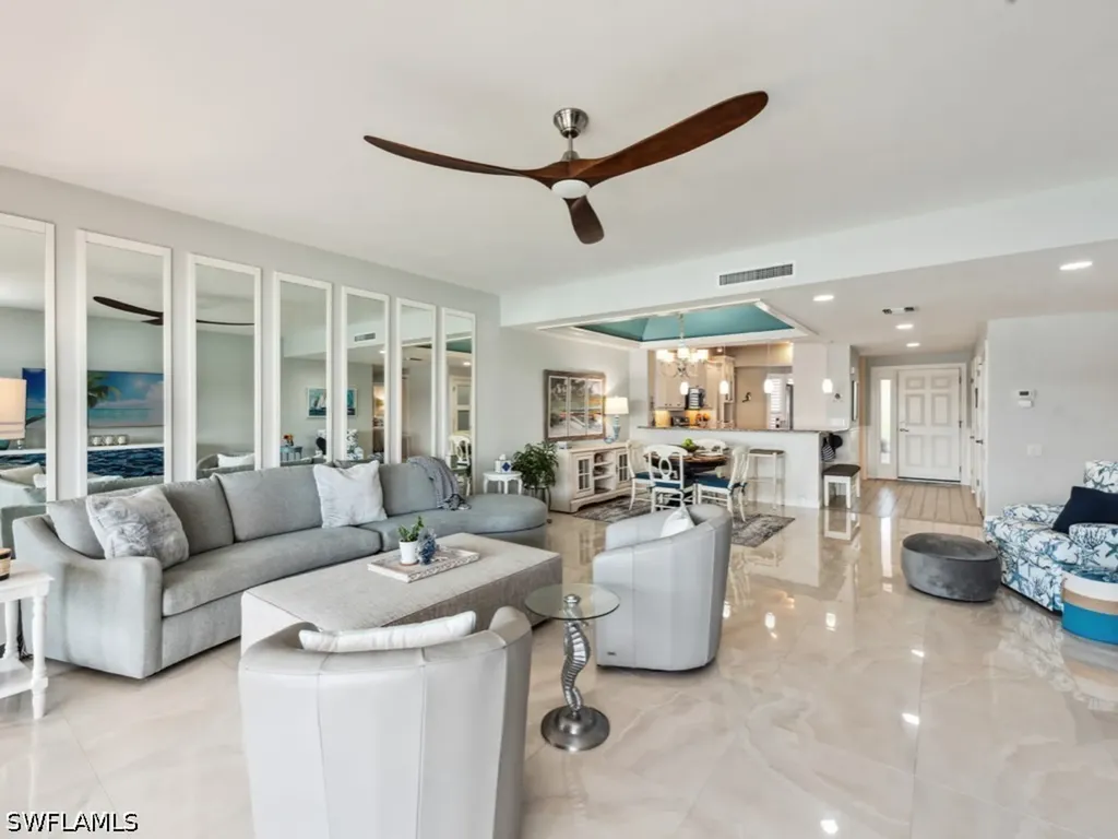 232 La Peninsula Boulevard Naples FL 34113