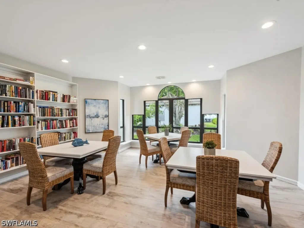232 La Peninsula Boulevard Naples FL 34113