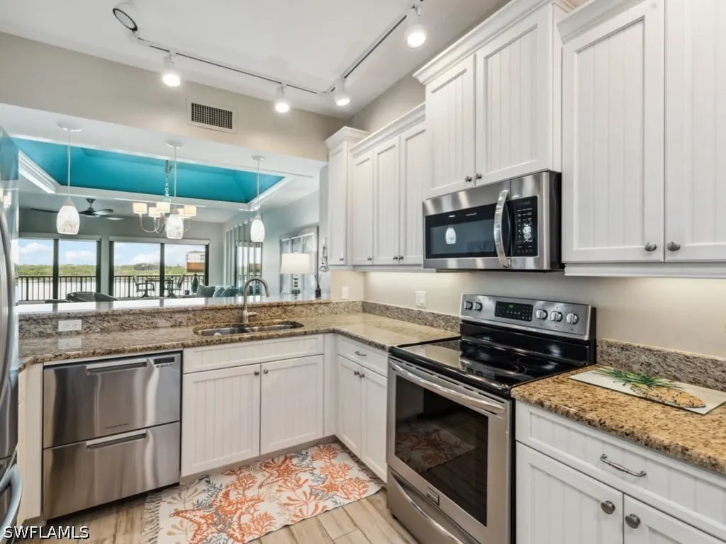 232 La Peninsula Boulevard Naples FL 34113