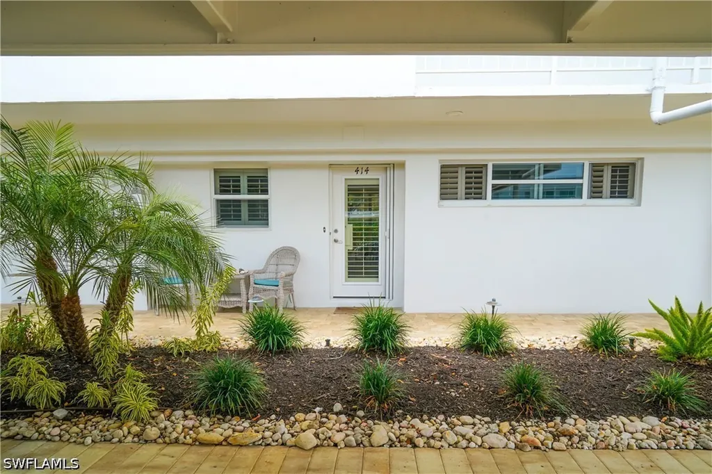 414 Broad Avenue S Naples FL 34102