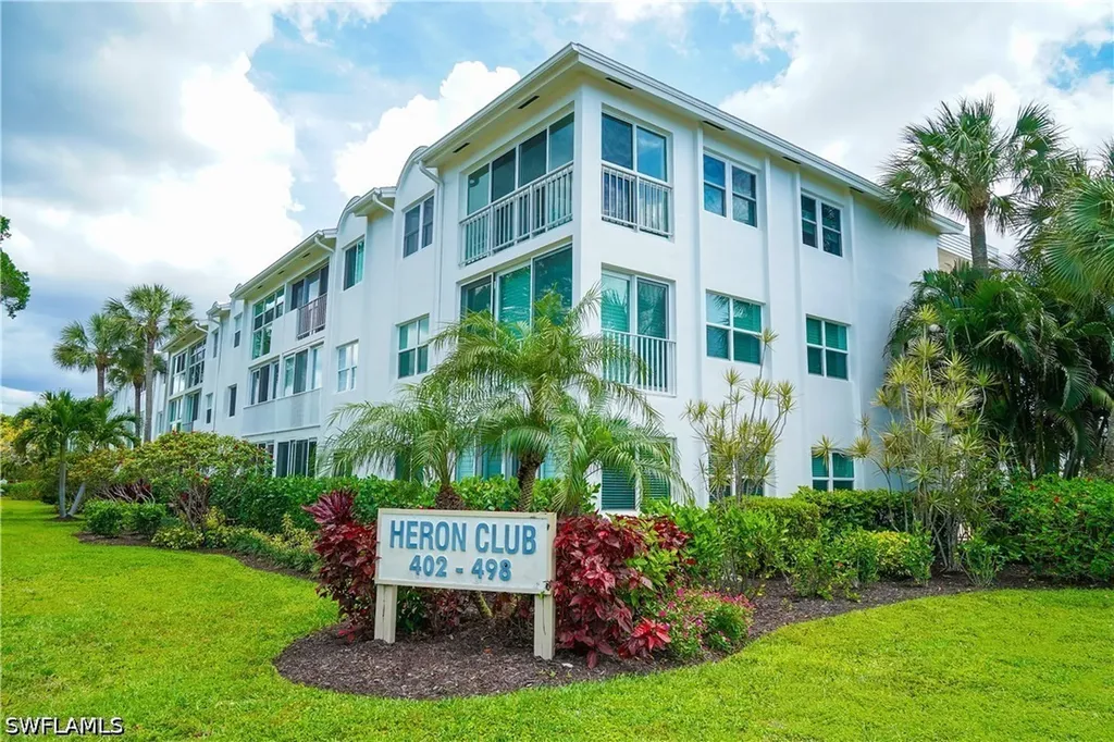 414 Broad Avenue S Naples FL 34102