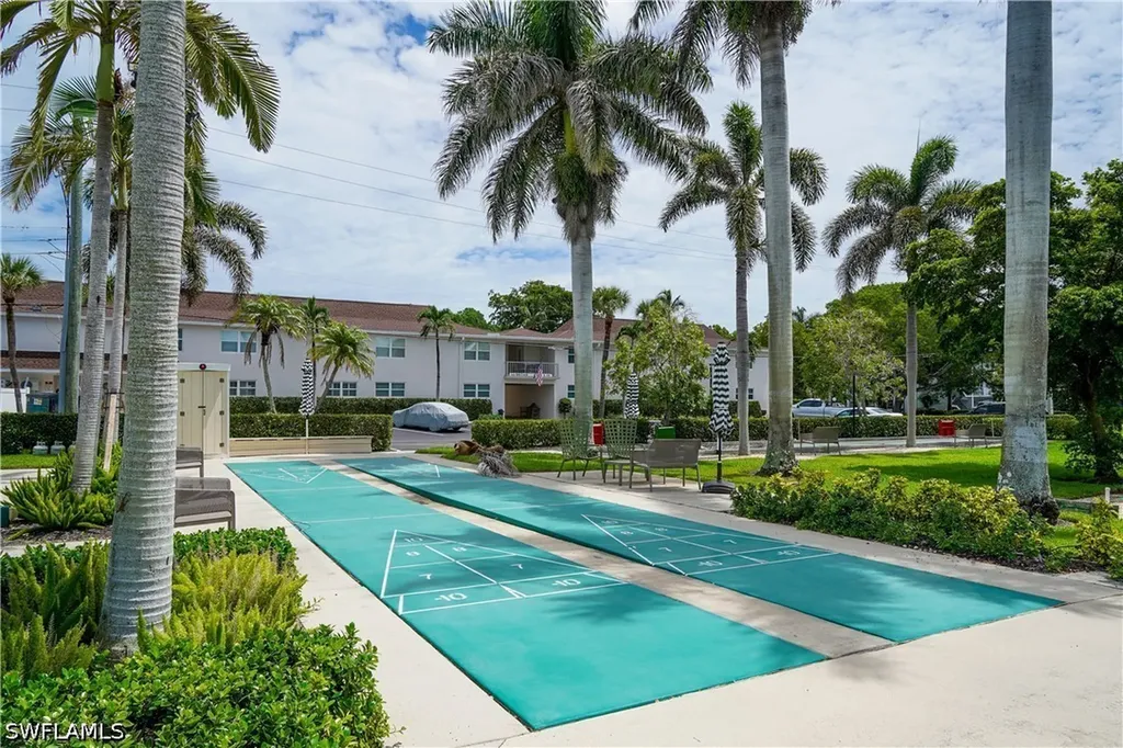 414 Broad Avenue S Naples FL 34102