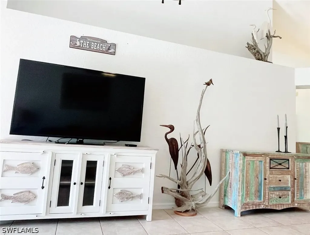 2037 W Crown Pointe Boulevard Naples FL 34112