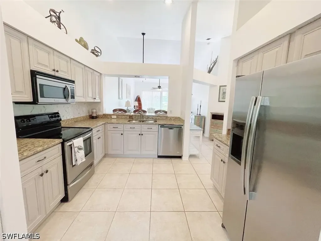 2037 W Crown Pointe Boulevard Naples FL 34112