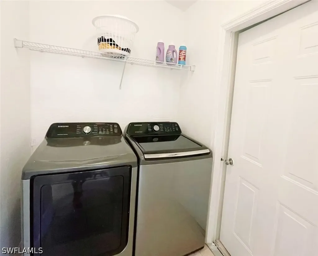 2037 W Crown Pointe Boulevard Naples FL 34112