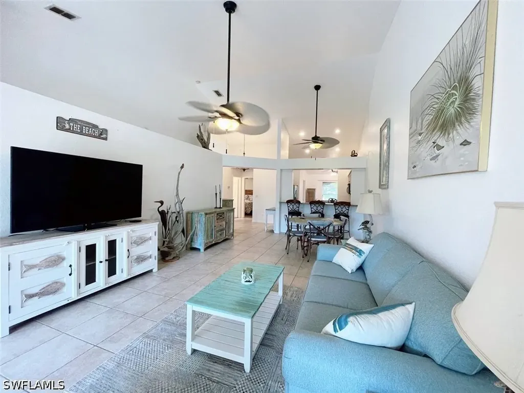 2037 W Crown Pointe Boulevard Naples FL 34112