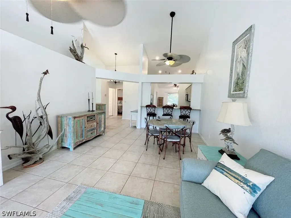 2037 W Crown Pointe Boulevard Naples FL 34112