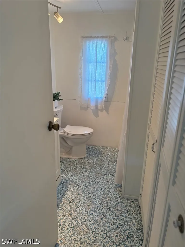 55 Moorhead Manor Naples FL 34112