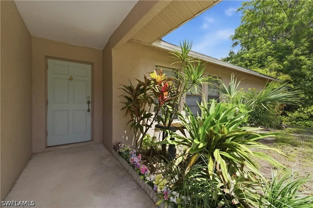 5681 Bur Oaks Lane Naples FL 34119