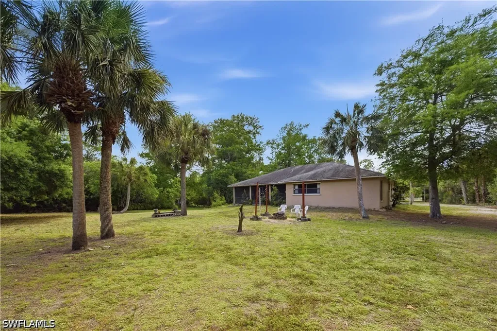 5681 Bur Oaks Lane Naples FL 34119