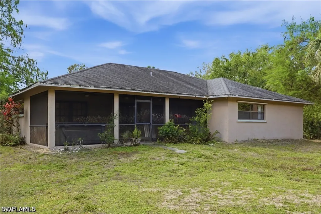 5681 Bur Oaks Lane Naples FL 34119