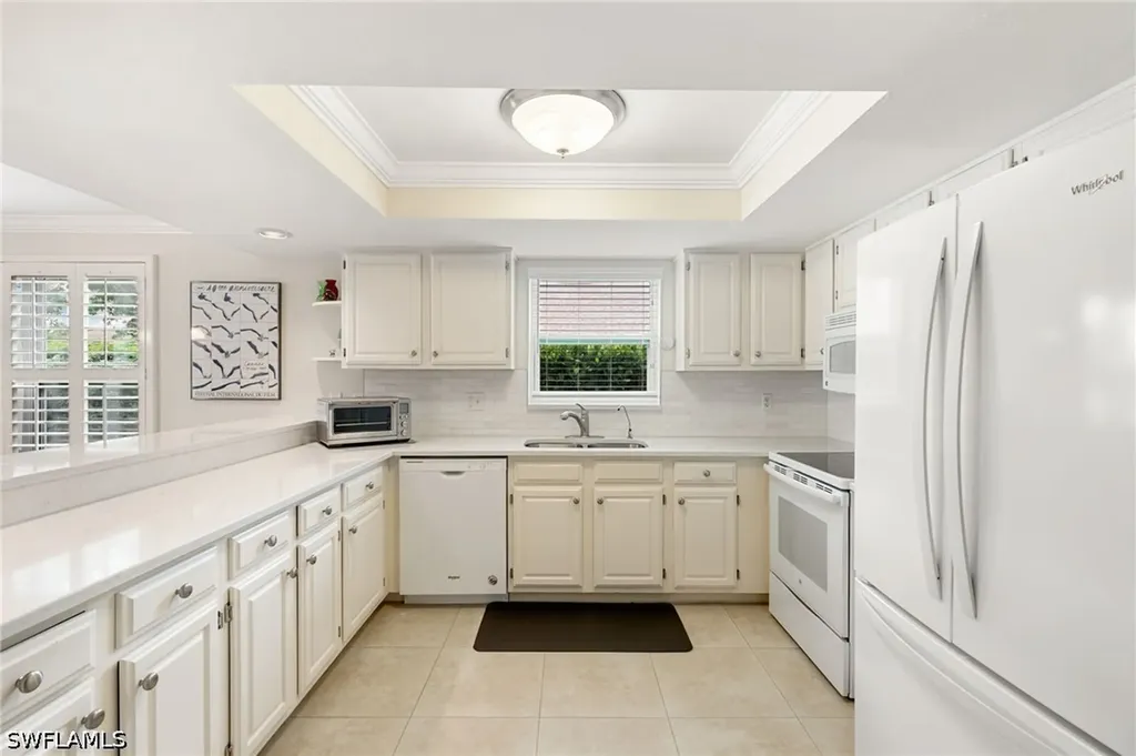 6770 Lone Oak Boulevard Naples FL 34109