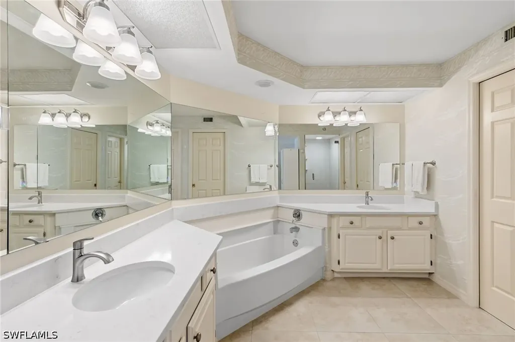 6770 Lone Oak Boulevard Naples FL 34109