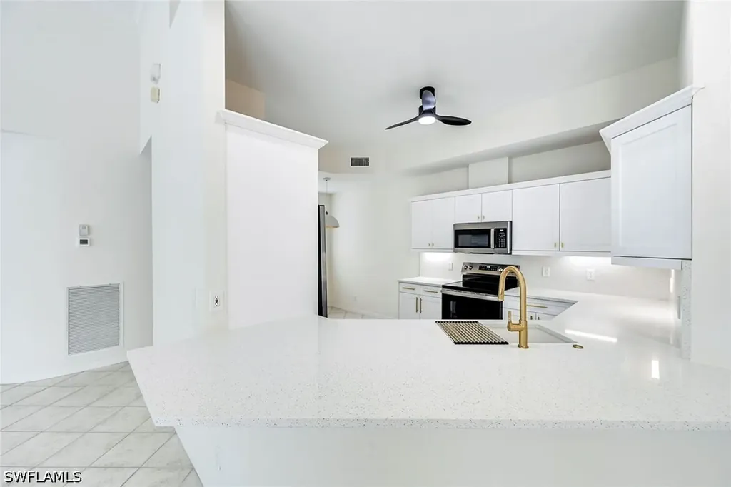 1580 Clermont Drive Naples FL 34109