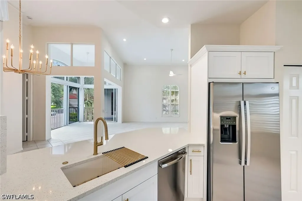 1580 Clermont Drive Naples FL 34109