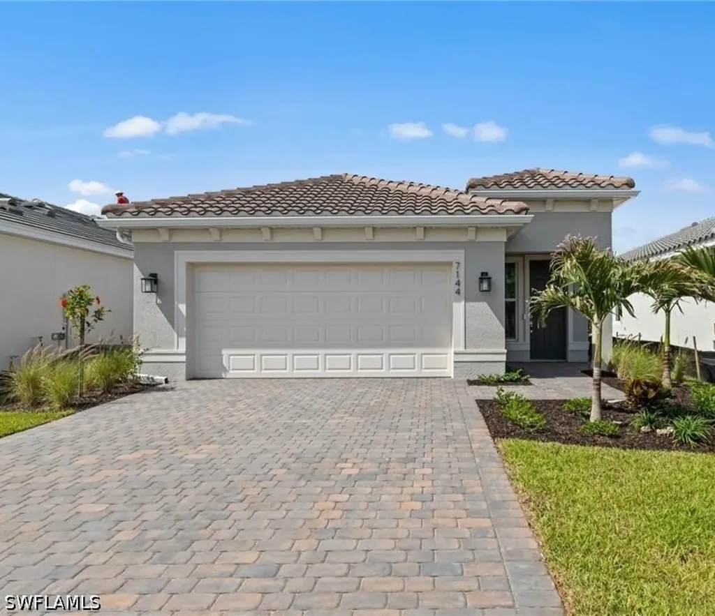 7144 Chapel Creek Lane North Fort Myers FL 33917