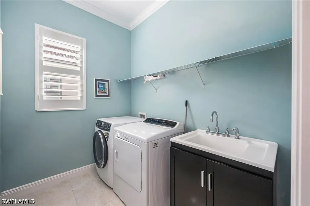 1287 Manado Drive Naples FL 34113