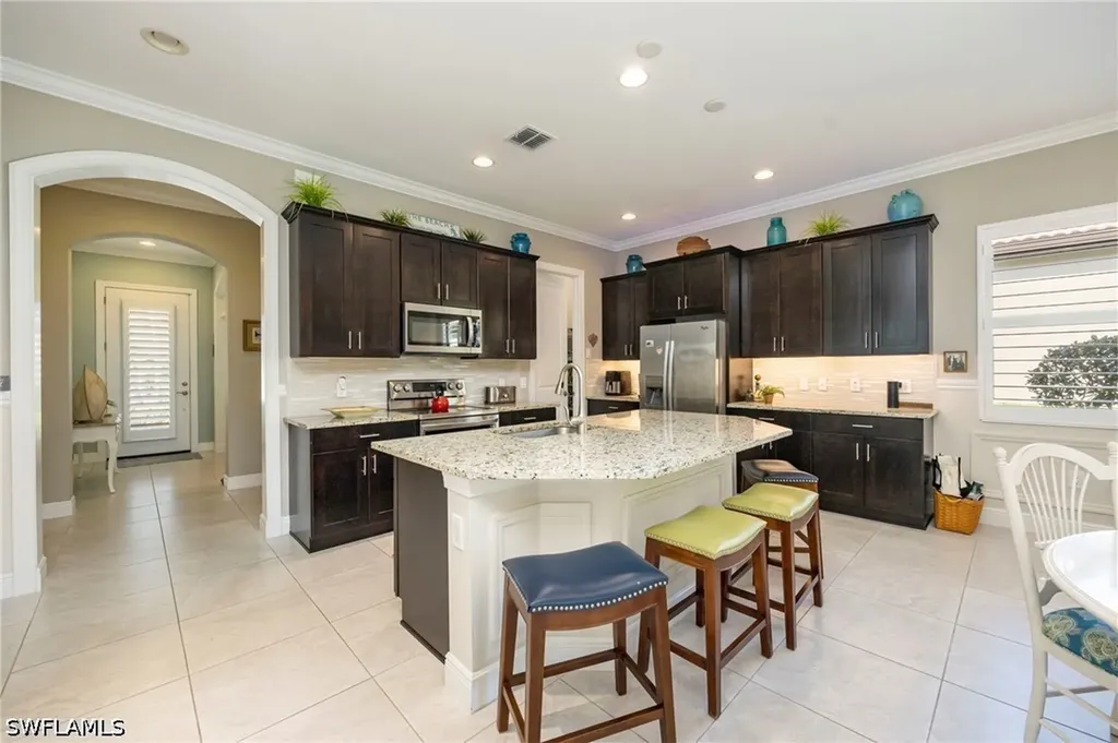 1287 Manado Drive Naples FL 34113