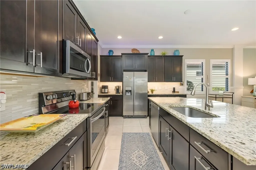 1287 Manado Drive Naples FL 34113