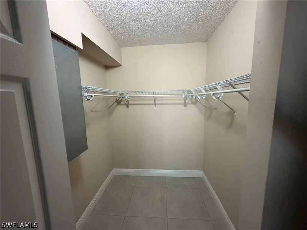 5307 Summerlin Road Fort Myers FL 33919