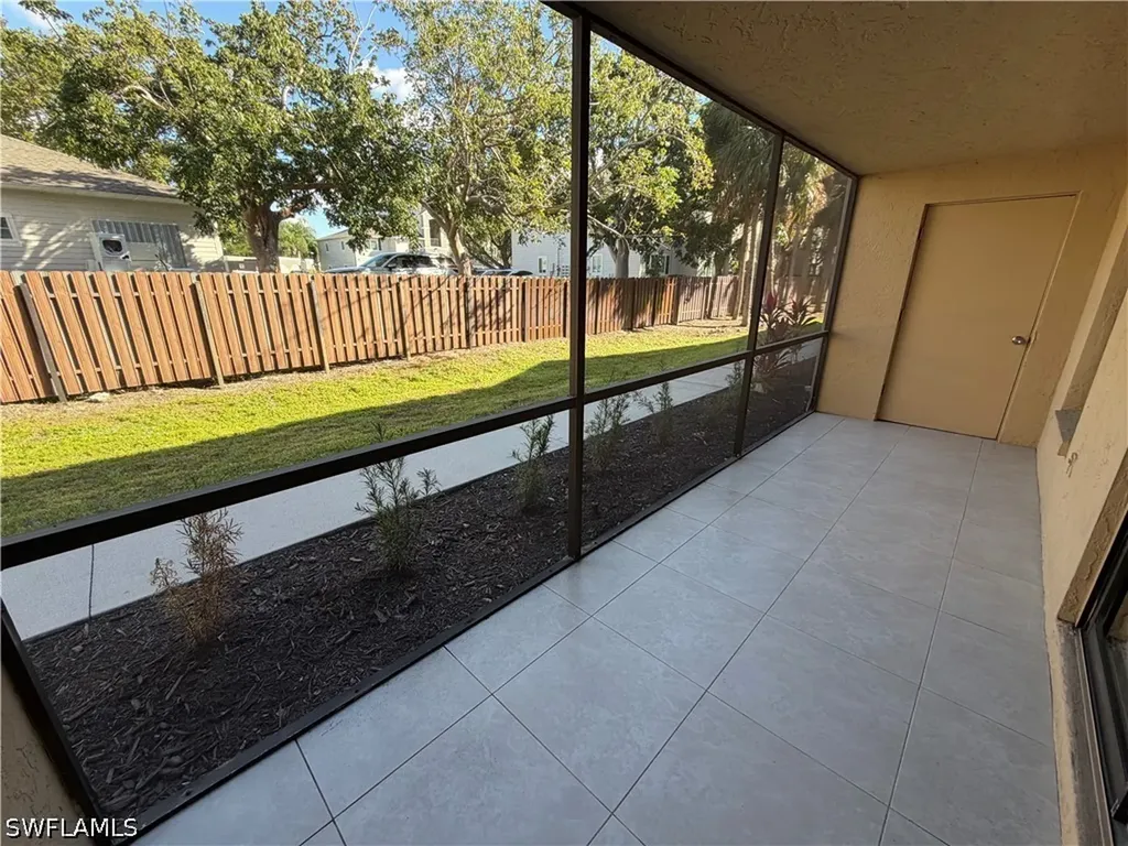 5307 Summerlin Road Fort Myers FL 33919
