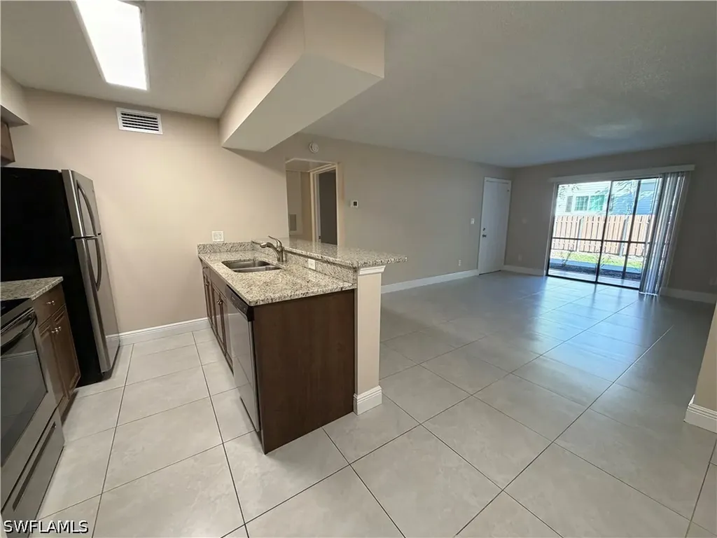 5307 Summerlin Road Fort Myers FL 33919