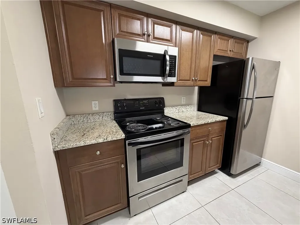 5307 Summerlin Road Fort Myers FL 33919