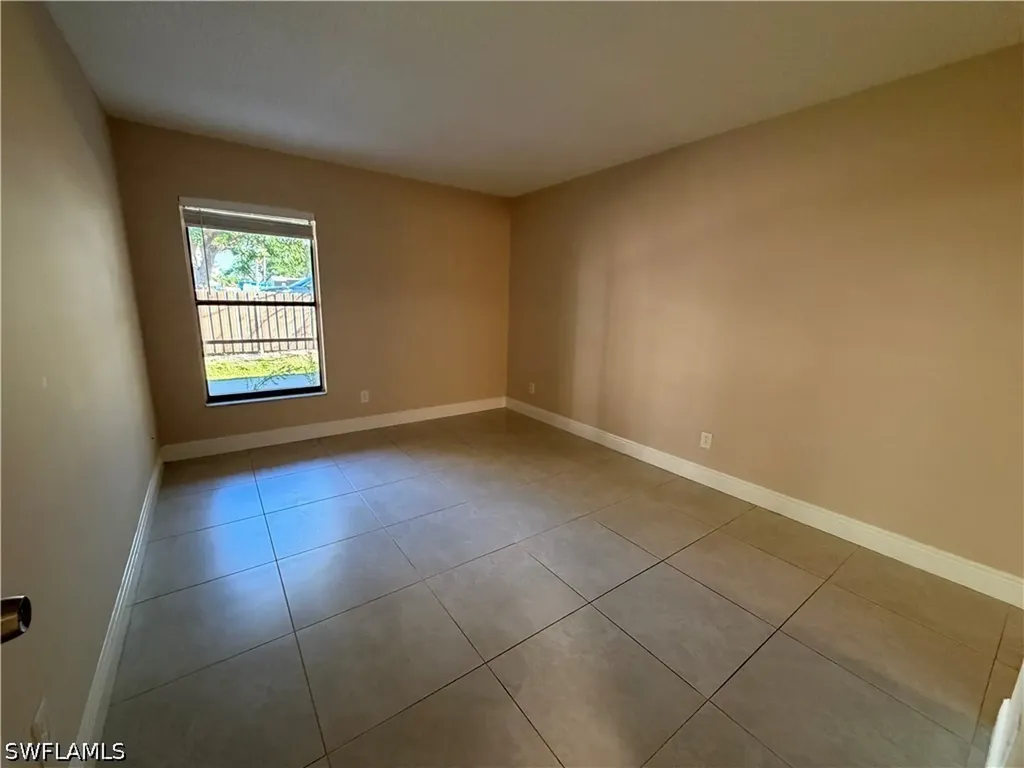 5307 Summerlin Road Fort Myers FL 33919