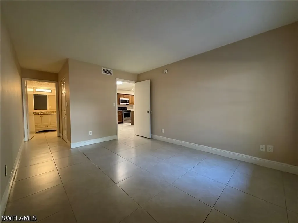 5307 Summerlin Road Fort Myers FL 33919