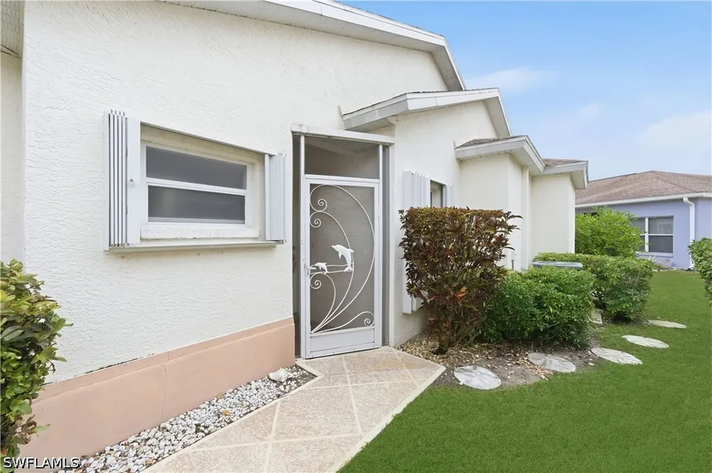 10707 Pearl Bay Circle Estero FL 33928