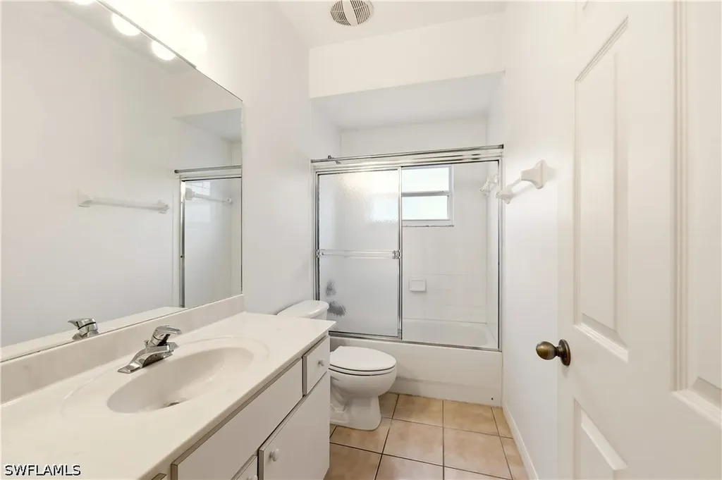 10707 Pearl Bay Circle Estero FL 33928