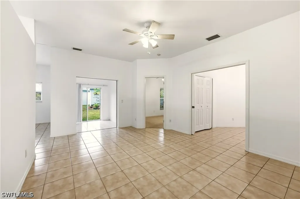 10707 Pearl Bay Circle Estero FL 33928