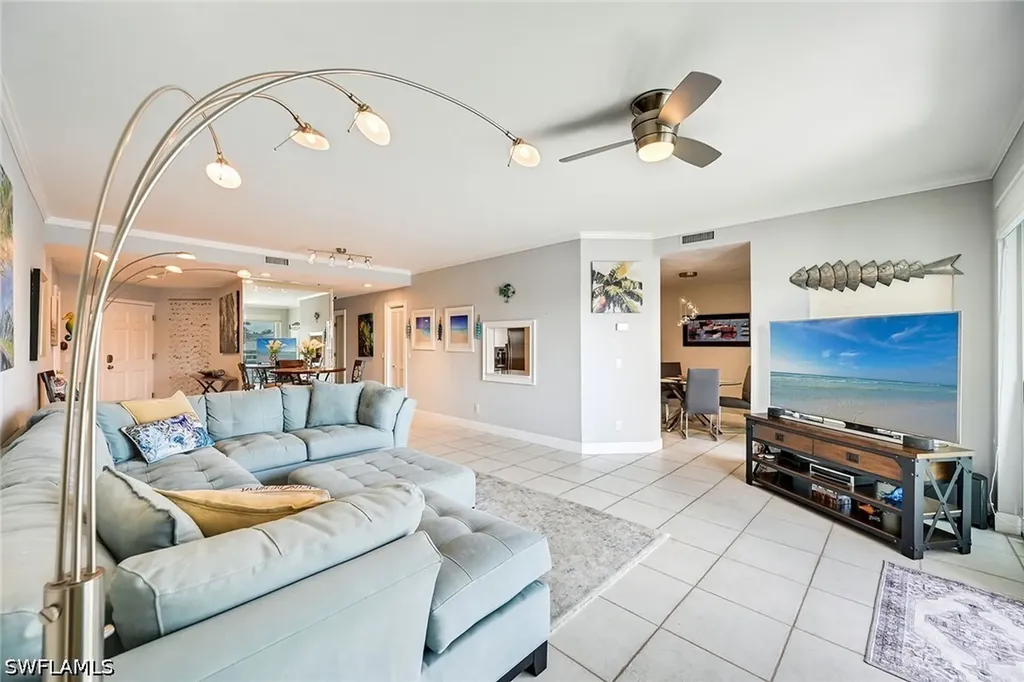4530 Gulf Shore Boulevard N Naples FL 34103