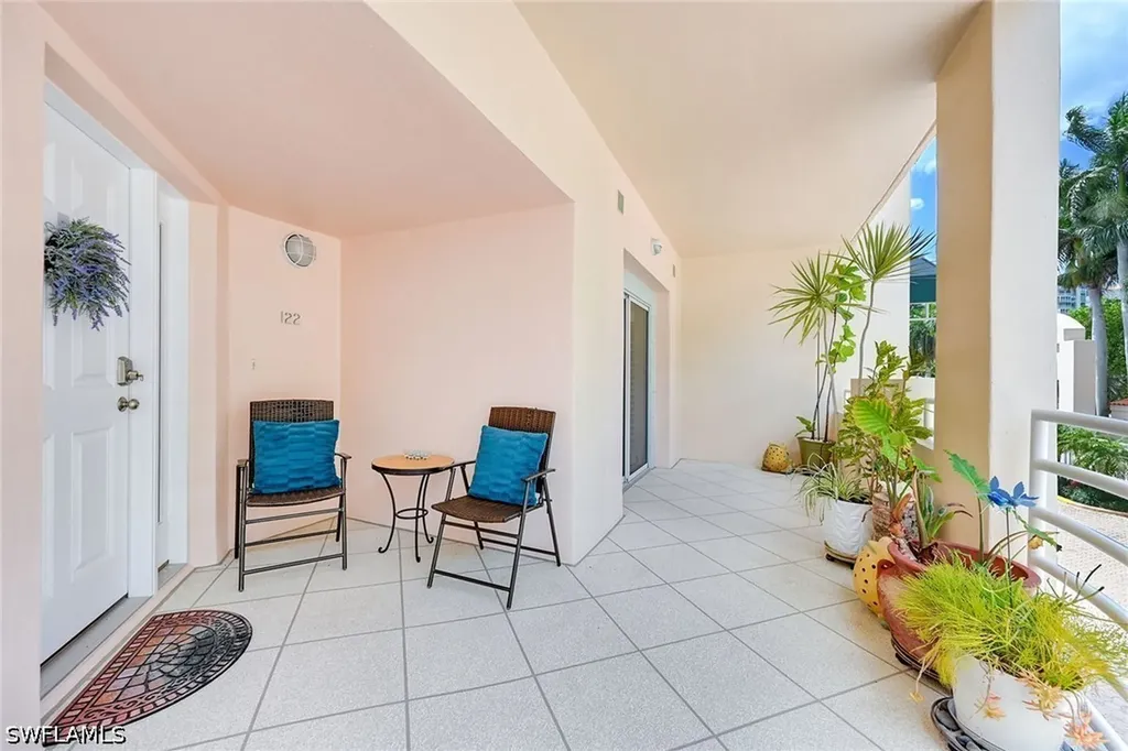 4530 Gulf Shore Boulevard N Naples FL 34103
