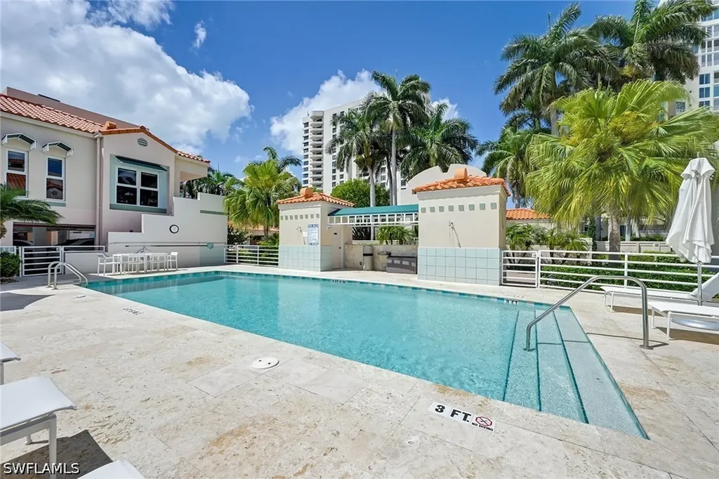 4530 Gulf Shore Boulevard N Naples FL 34103