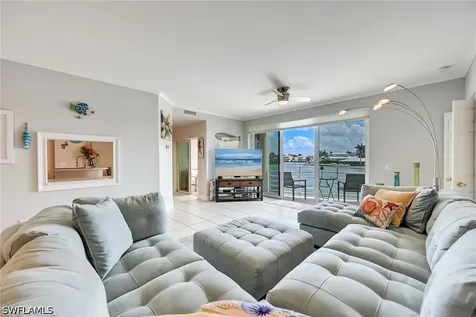 4530 Gulf Shore Boulevard N Naples FL 34103