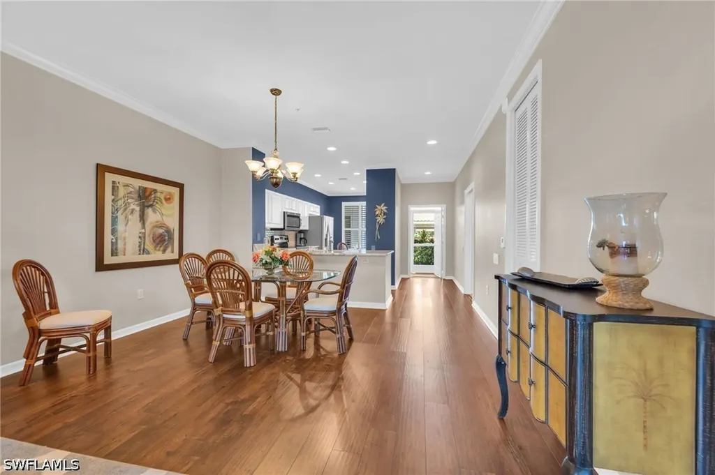 8253 Parkstone Place Naples FL 34120