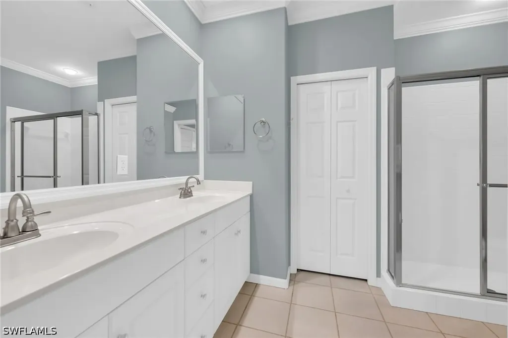 8253 Parkstone Place Naples FL 34120