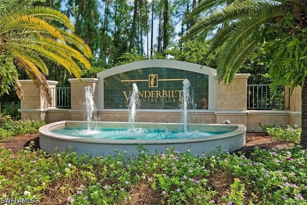 8253 Parkstone Place Naples FL 34120