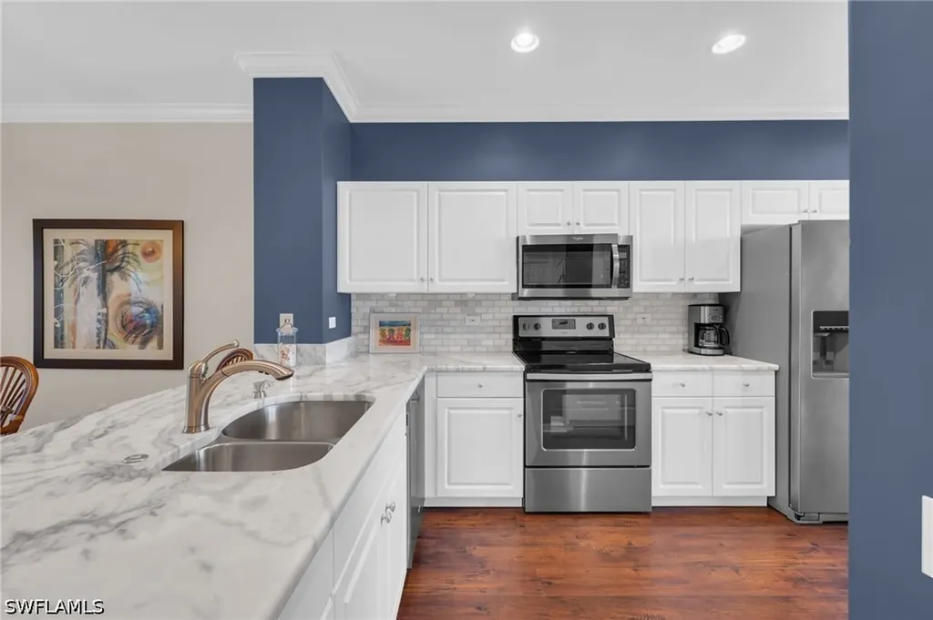 8253 Parkstone Place Naples FL 34120