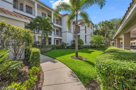 8253 Parkstone Place Naples FL 34120