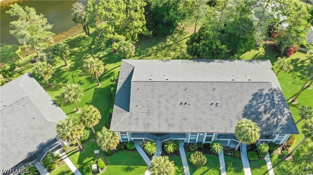 1203 Commonwealth Circle Naples FL 34116
