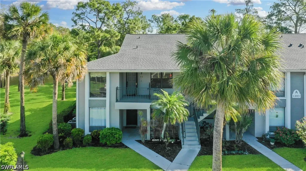 1203 Commonwealth Circle Naples FL 34116