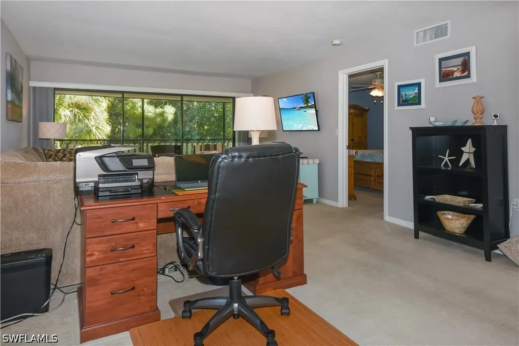 1203 Commonwealth Circle Naples FL 34116